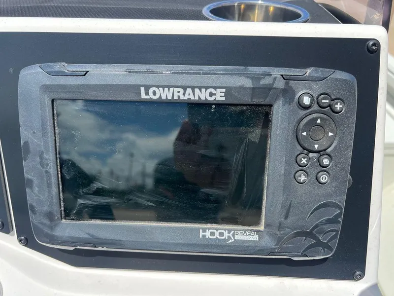 Slide: The Image of Ranger RB200 2023 - 26