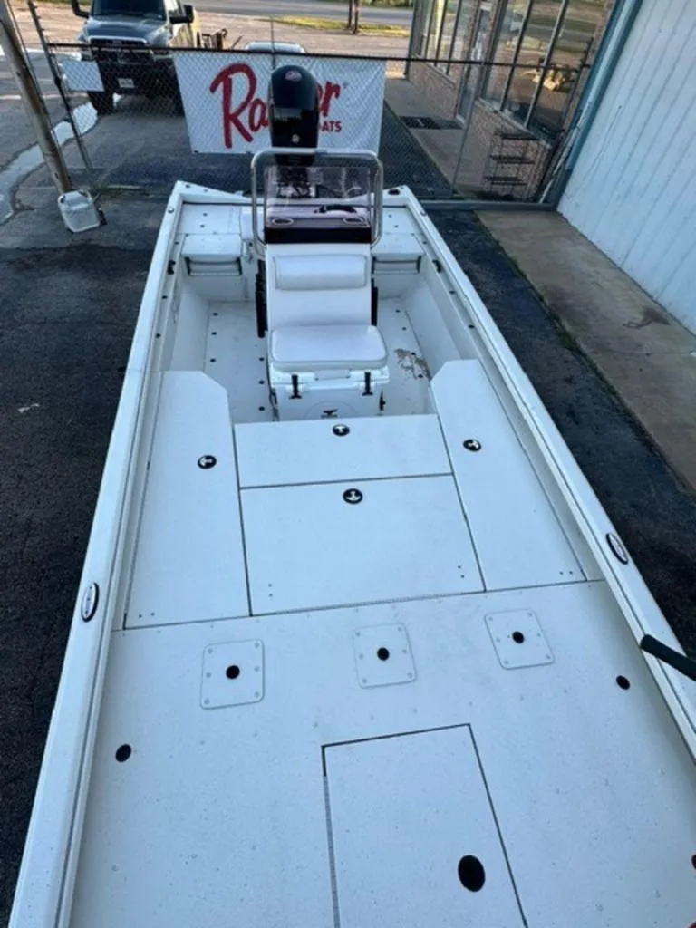 Slide: The Image of Ranger RB200 2023 - 10