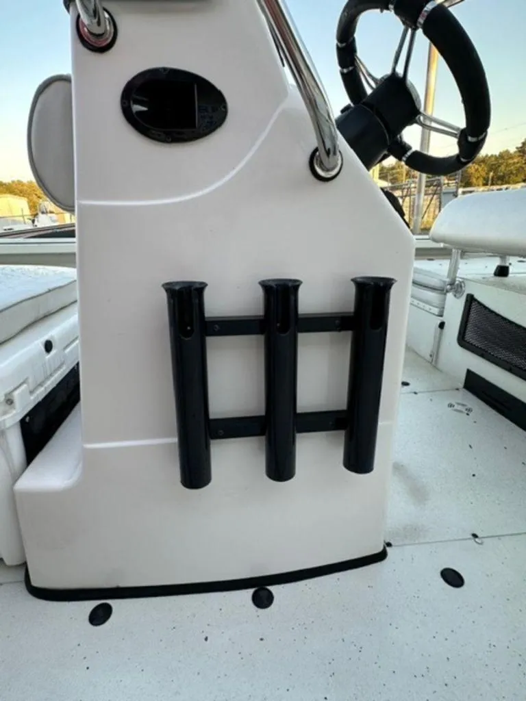 Slide: The Image of Ranger RB200 2023 - 17