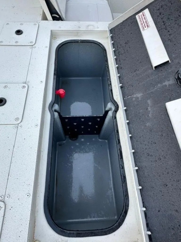 Slide: The Image of Ranger RB200 2023 - 19