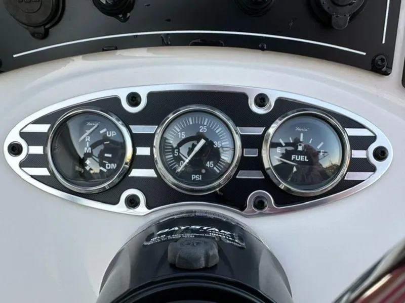 Slide: The Image of Ranger RB200 2023 - 22