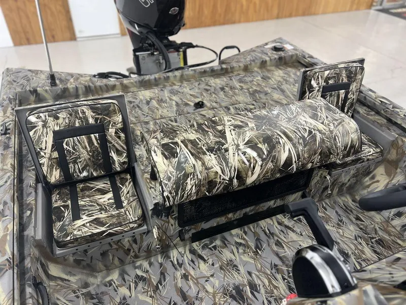 Slide: The Image of Ranger RB210 2024 - 7