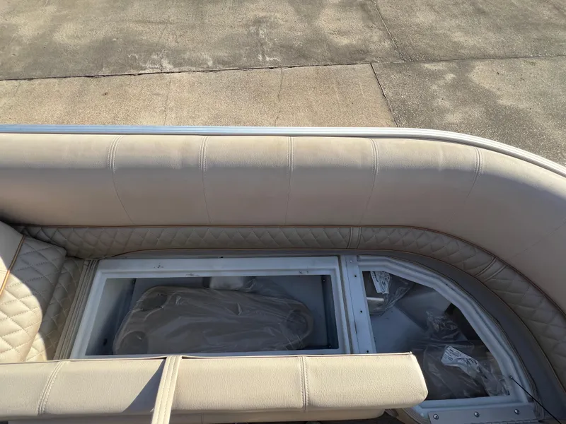 Slide: The Image of Ranger RP243C 2023 - 15