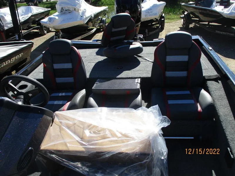 Slide: The Image of Ranger RT188P 2023 - 13