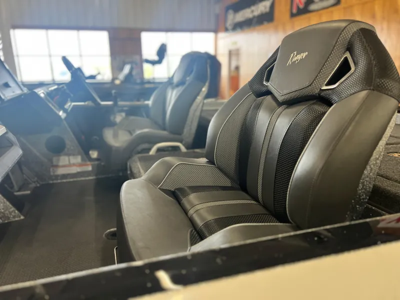 Slide: The Image of Ranger Z520R 2024 - 26