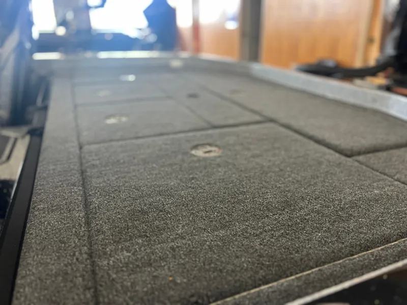 Slide: The Image of Ranger Z520R 2024 - 27