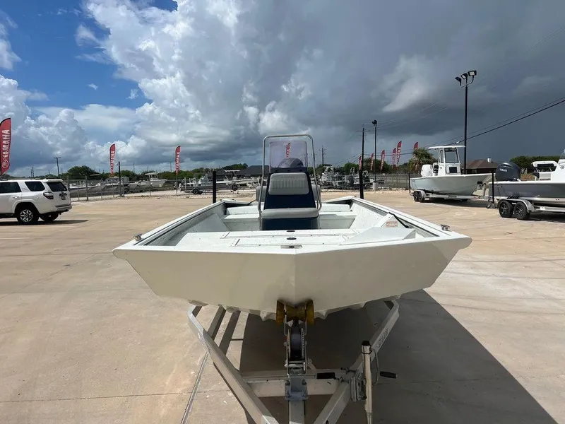 Slide: The Image of SeaArk 2072 FXT DLX CC 2024 - 6