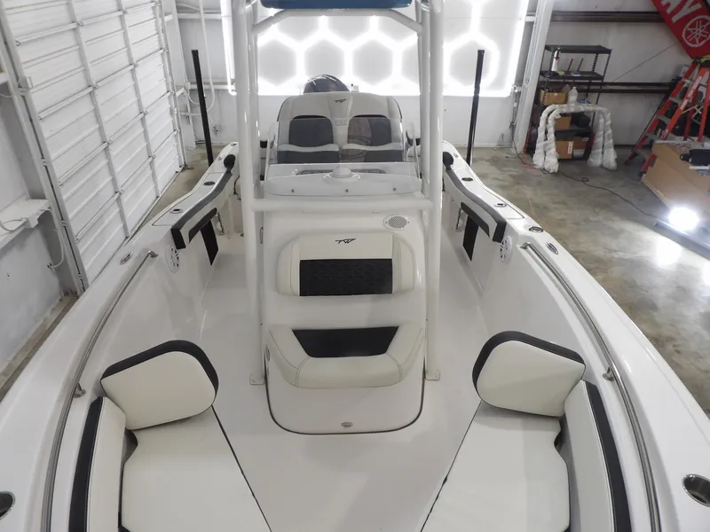 Slide: The Image of Tidewater 210 LXF 2025 - 26