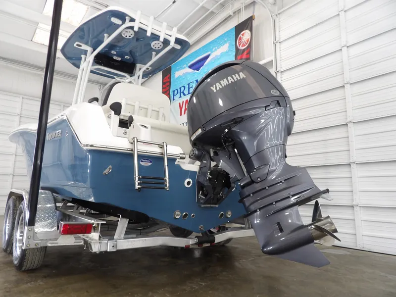 Slide: The Image of Tidewater 210 LXF 2025 - 7