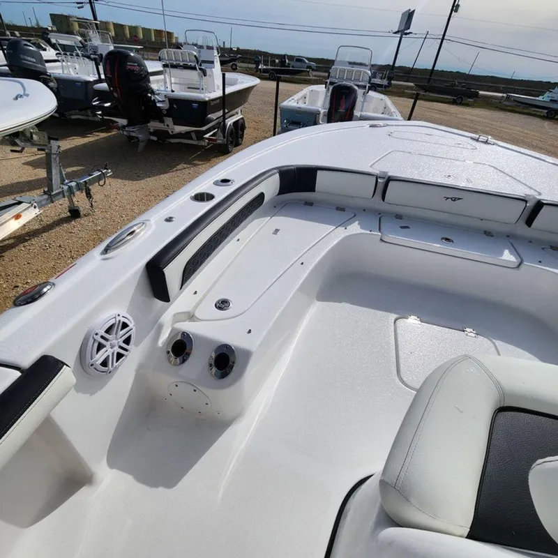 Slide: The Image of Tidewater 2300 Carolina Bay 2024 - 19