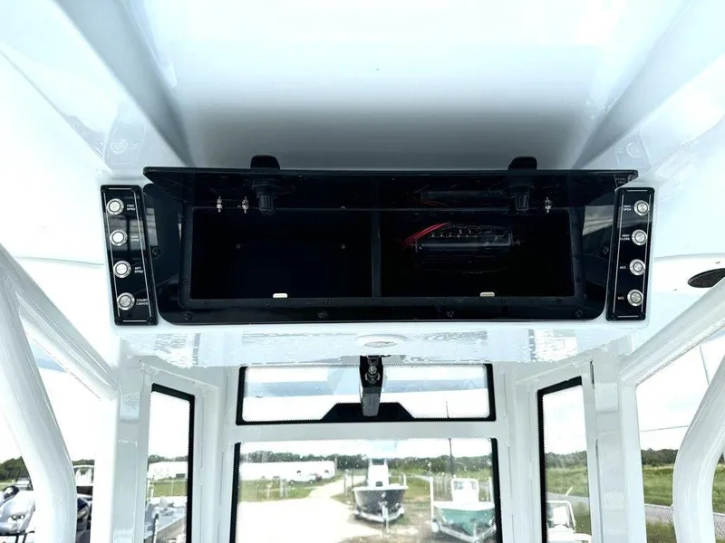 Slide: The Image of Tidewater 2410 Bay Max 2025 - 24