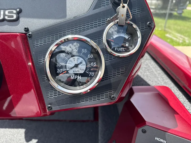 Slide: The Image of Vexus AVX1980C 2025 - 12