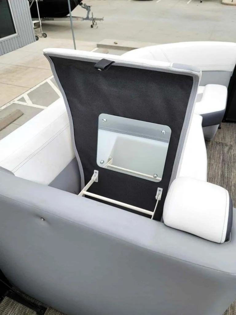 Slide: The Image of Viaggio D23Q 2023 - 22