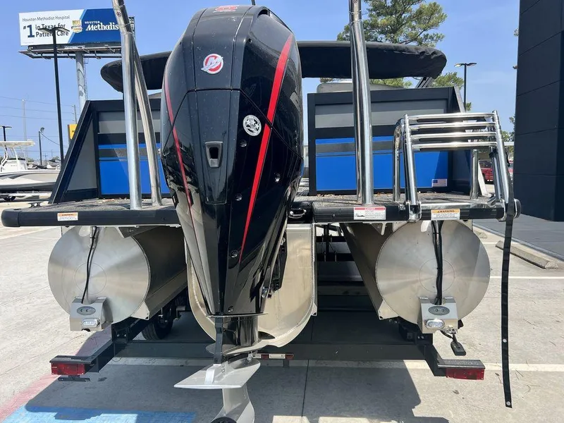 Slide: The Image of Viaggio D23U 2022 - 5