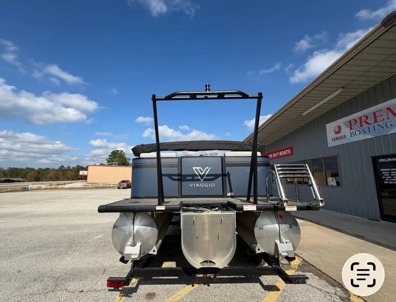 Slide: The Image of Viaggio L22Q 2023 - 6