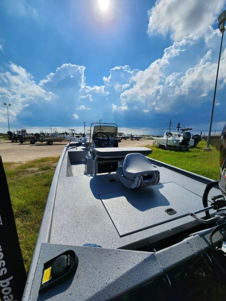 Slide: The Image of Xpress XP18CC 2025 - 7