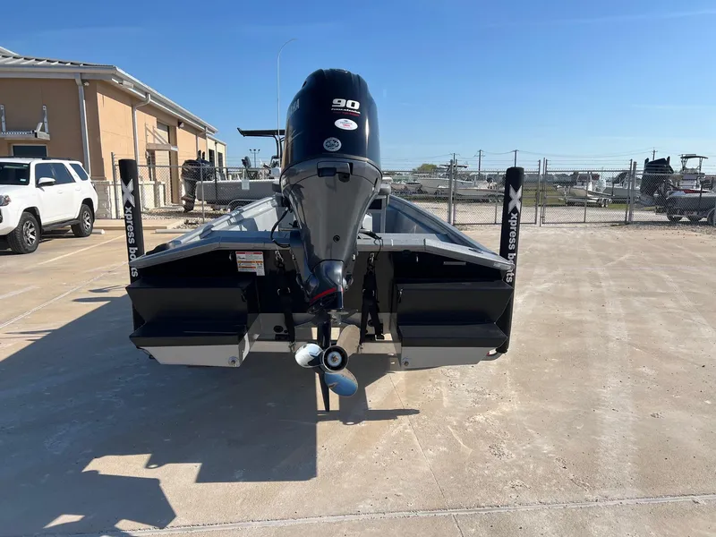 Slide: The Image of Xpress XP18CC 2025 - 11