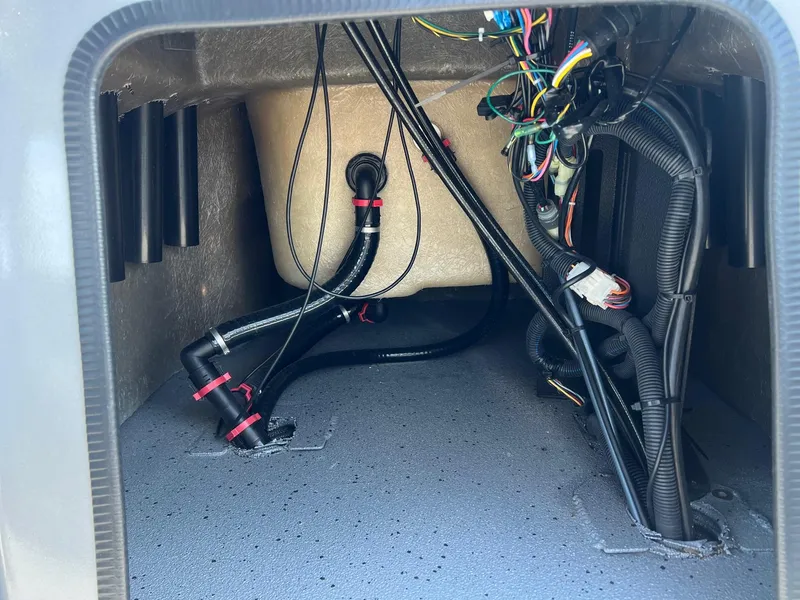 Slide: The Image of Xpress XP18CC 2025 - 23