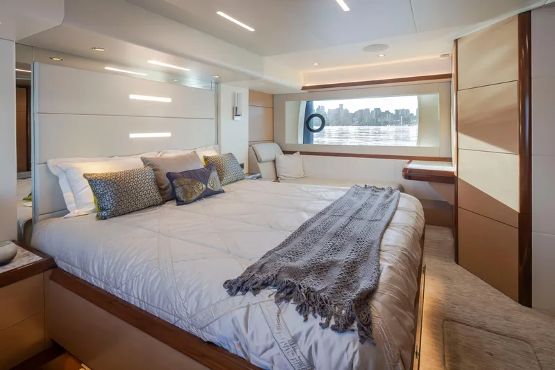 Slide: The Image of Ocean Alexander 70E Motoryacht 2020 - 50