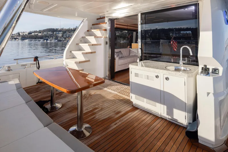 Slide: The Image of Ocean Alexander 70E Motoryacht 2020 - 59