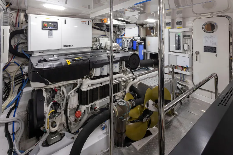 Slide: The Image of Ocean Alexander 70E Motoryacht 2020 - 69