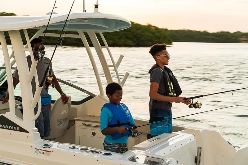 Slide: The Image of 2023-Boston-Whaler-240-Vantage-MarineMax - 25