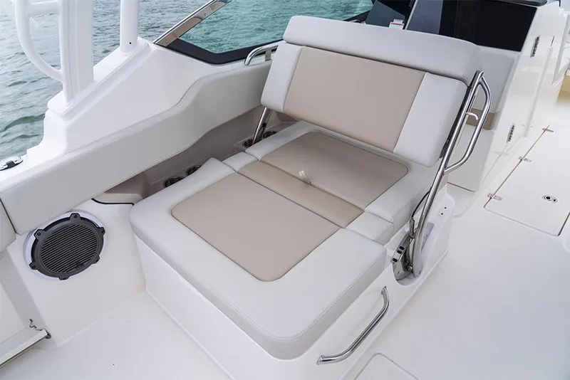 Slide: The Image of 2023-Boston-Whaler-240-Vantage-MarineMax - 87