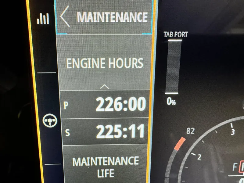 Slide: The Image of Axopar 37 XC Cross Cabin 2020 - 51