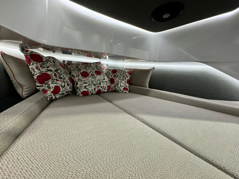 Slide: The Image of Axopar 37 XC Cross Cabin 2020 - 77