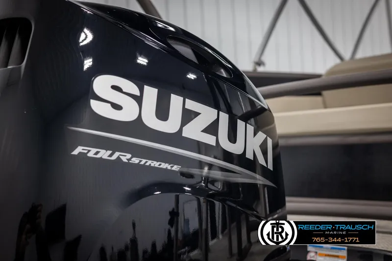 Slide: The Image of Suzuki four-stroke engine on 2022 Premier 210 Sunsation boat. - 44
