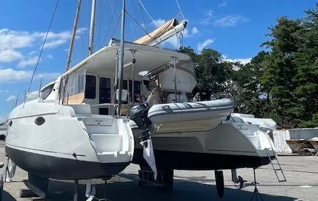 Slide: The Image of Fountaine Pajot Mahe 36 Evolution 2010 - 23