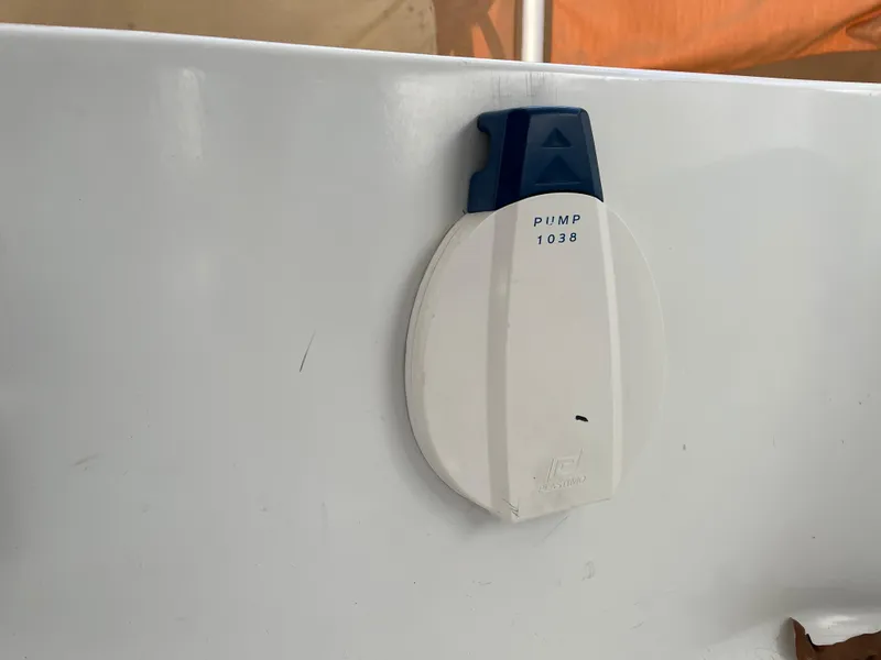 Slide: The Image of Fountaine Pajot Mahe 36 Evolution 2010 - 45