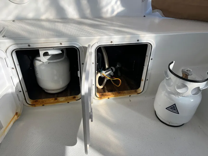 Slide: The Image of Fountaine Pajot Mahe 36 Evolution 2010 - 48