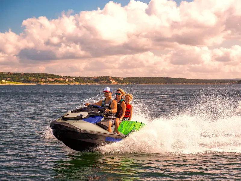 Slide: The Image of Sea-Doo Wake 170 BRP Premium Audio, iDF, iBR 2025 - 15