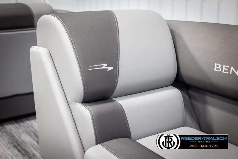 Slide: The Image of 2025 Bennington 21 SSRSE boat seat with gray upholstery and logo detail. - 36