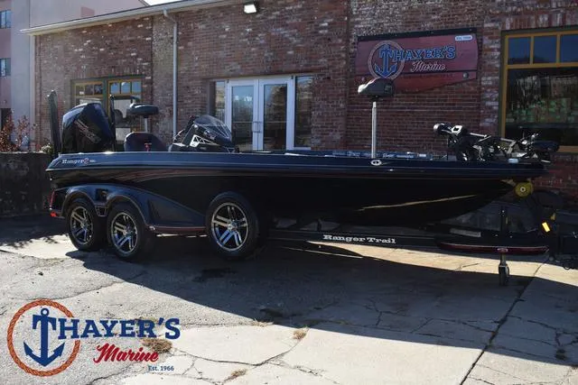 Slide: The Image of 2021 Ranger Z520L boat at Thayer's Marine dealership. - 1