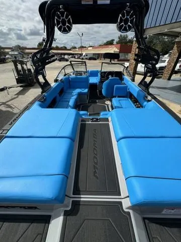 Slide: The Image of Moomba Craz 2025 - 10