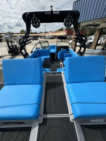 Slide: The Image of Moomba Craz 2025 - 11