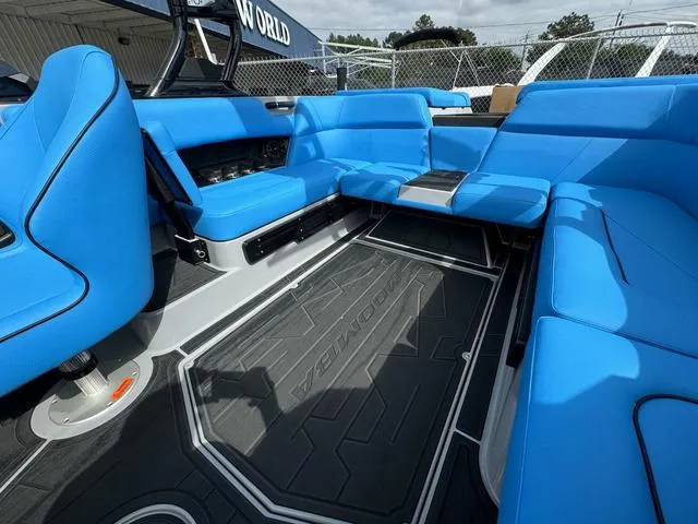 Slide: The Image of Moomba Craz 2025 - 21