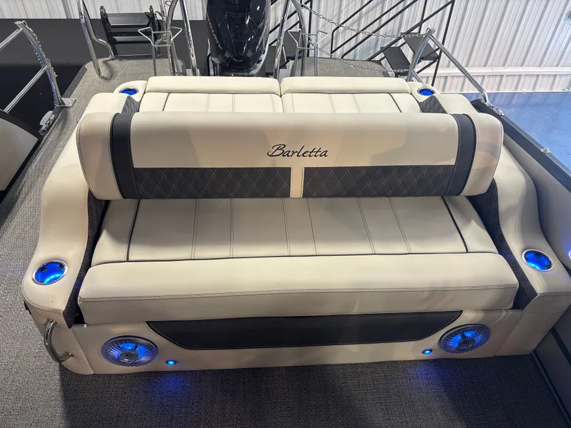 Slide: The Image of Barletta Lusso 23UC 2025 - 19