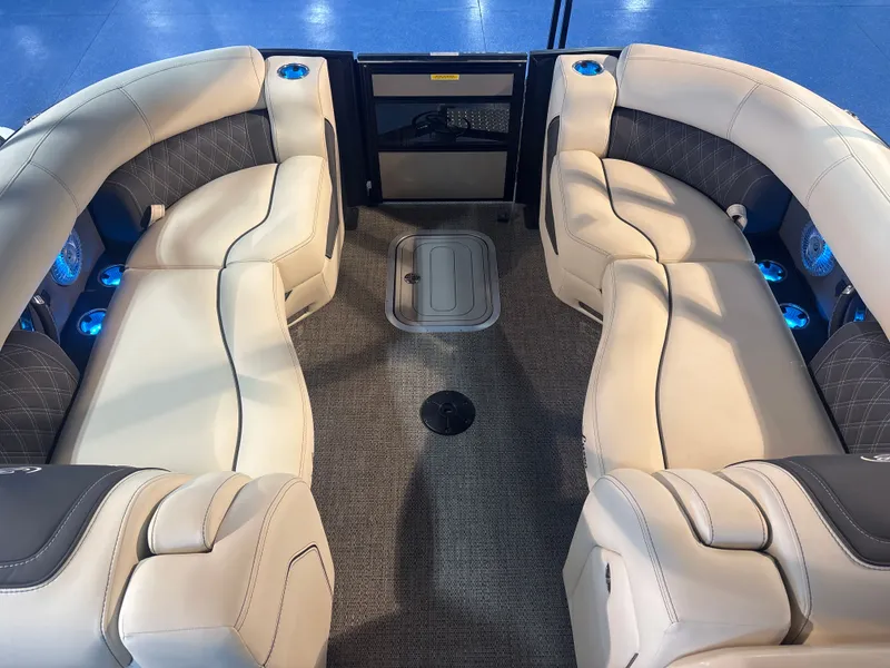 Slide: The Image of Barletta Lusso 23UC 2025 - 6