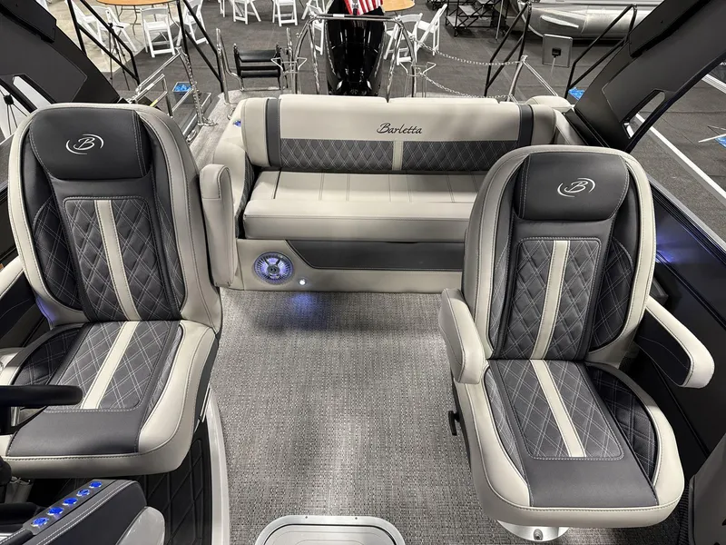 Slide: The Image of 2025 Barletta Lusso L25-UCA interior with luxurious seating and modern design. - 12