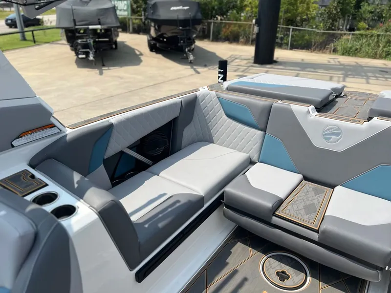 Slide: The Image of Tigé Z3 2025 - 20