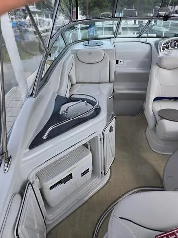 Slide: The Image of Crownline Boats 250 CR 2005 - 19