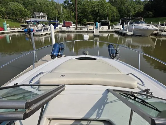 Slide: The Image of Crownline Boats 250 CR 2005 - 22