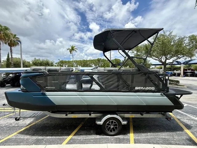 Slide: The Image of Sea-Doo Switch Cruise Limited 21 2025 - 6