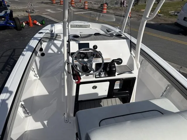 Slide: The Image of Yamaha 190 FSH SPORT-POWDER BLUE-ALUMINUM 2025 - 8