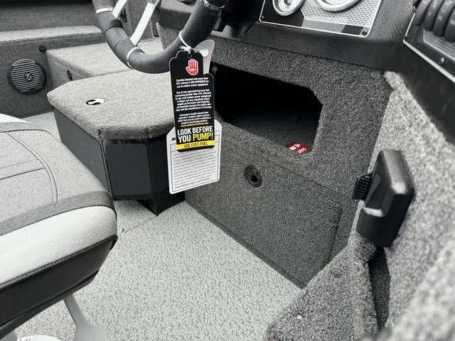 Slide: The Image of Lund Impact XS 1775 SS 2025 - 20