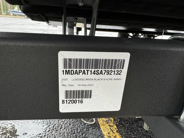 Slide: The Image of Lund Impact XS 1775 SS 2025 - 28