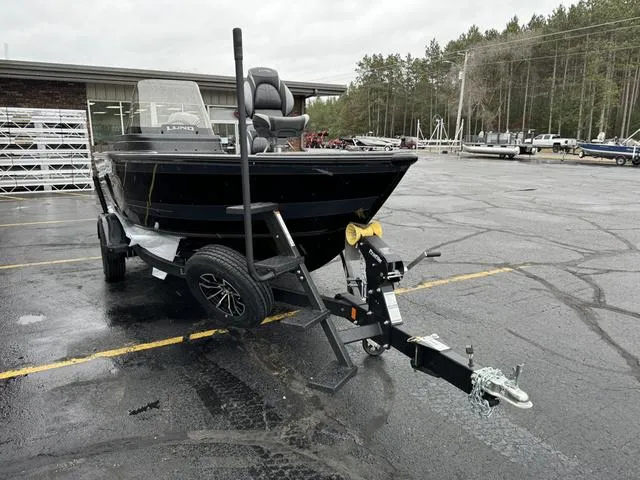 Slide: The Image of Lund Impact XS 1775 SS 2025 - 7